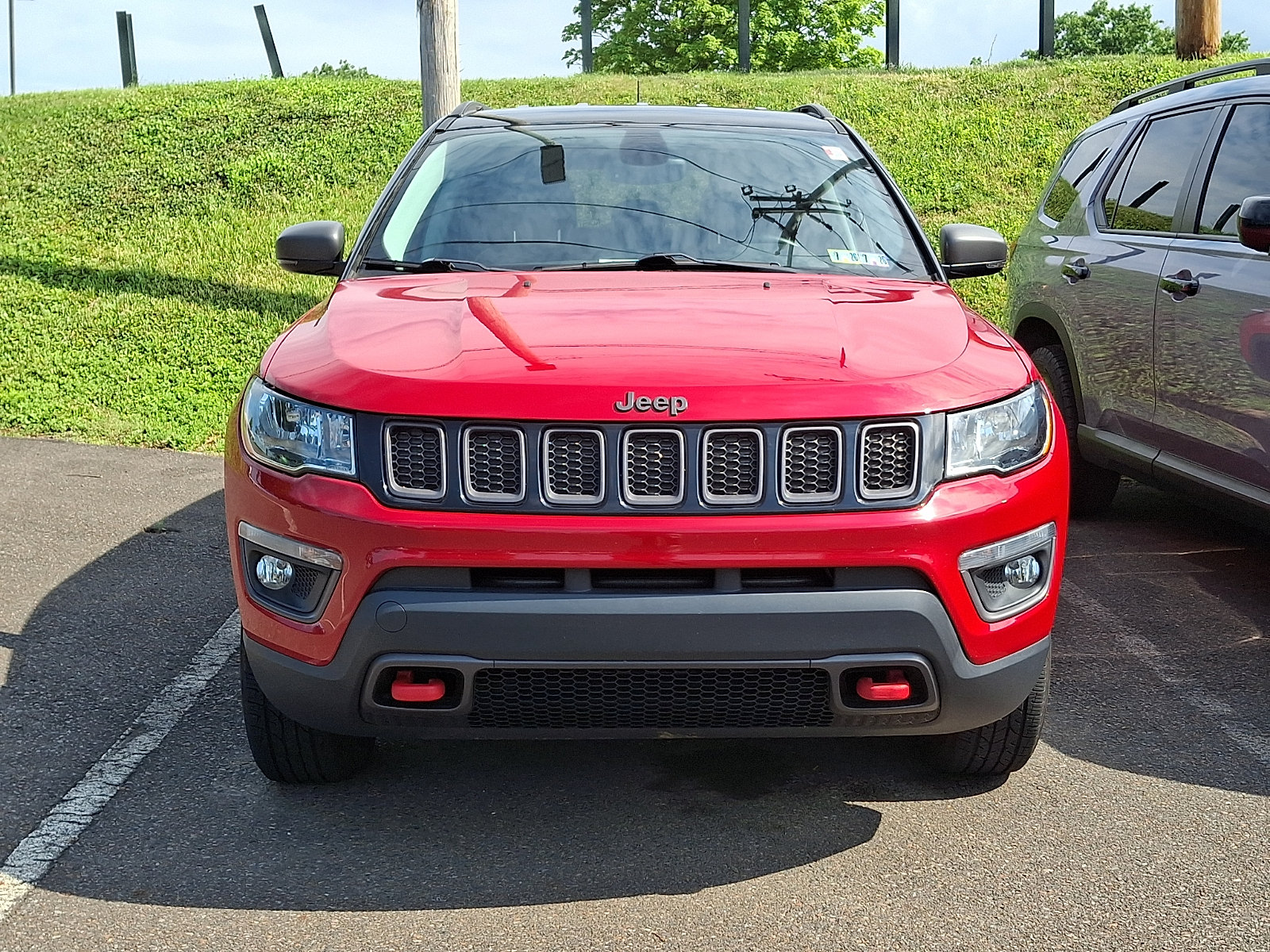 Used 2018 Jeep Compass Trailhawk w/ Cold Weather Group AWD/4WD image 2
