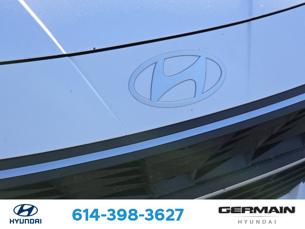 Used 2025 Hyundai Elantra Sport FWD image 13