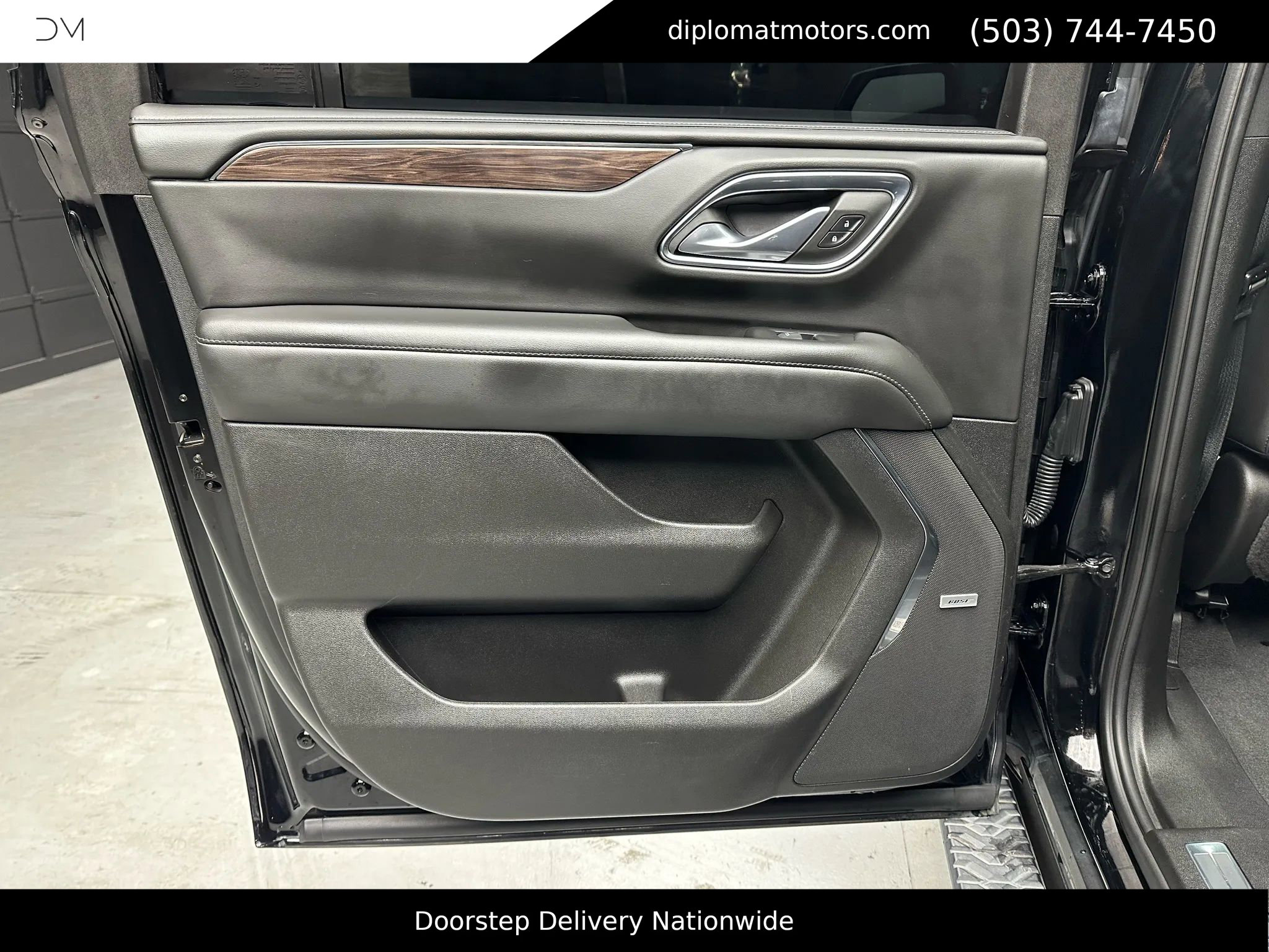 Used 2023 Chevrolet Suburban Z71 image 37