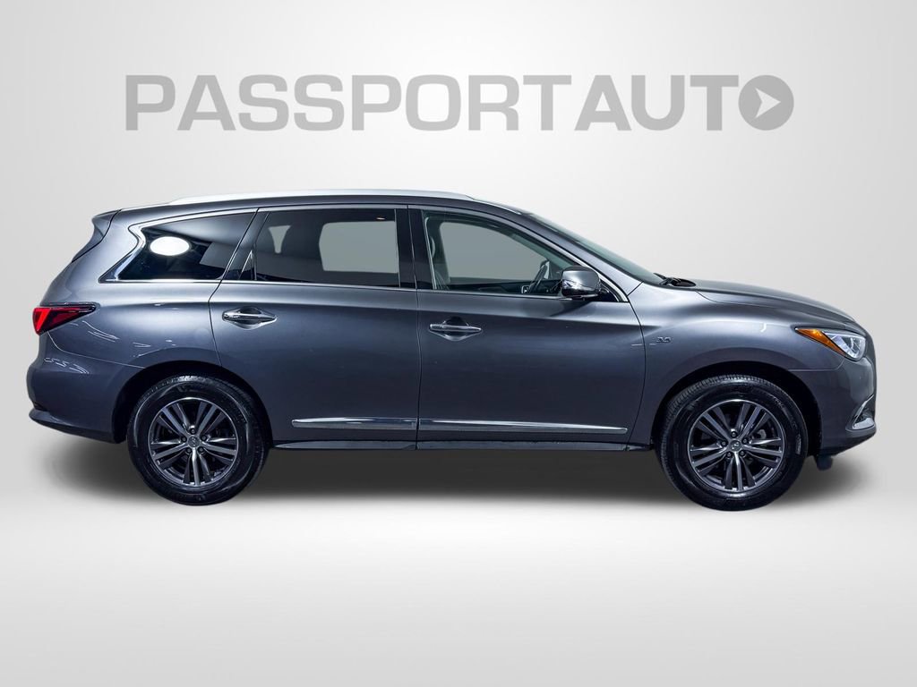 Used 2019 INFINITI QX60 Luxe w/ Essential Package image 9