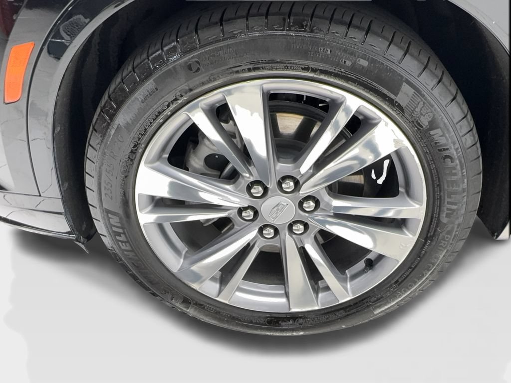Used 2025 Cadillac XT6 Premium Luxury AWD/4WD image 13