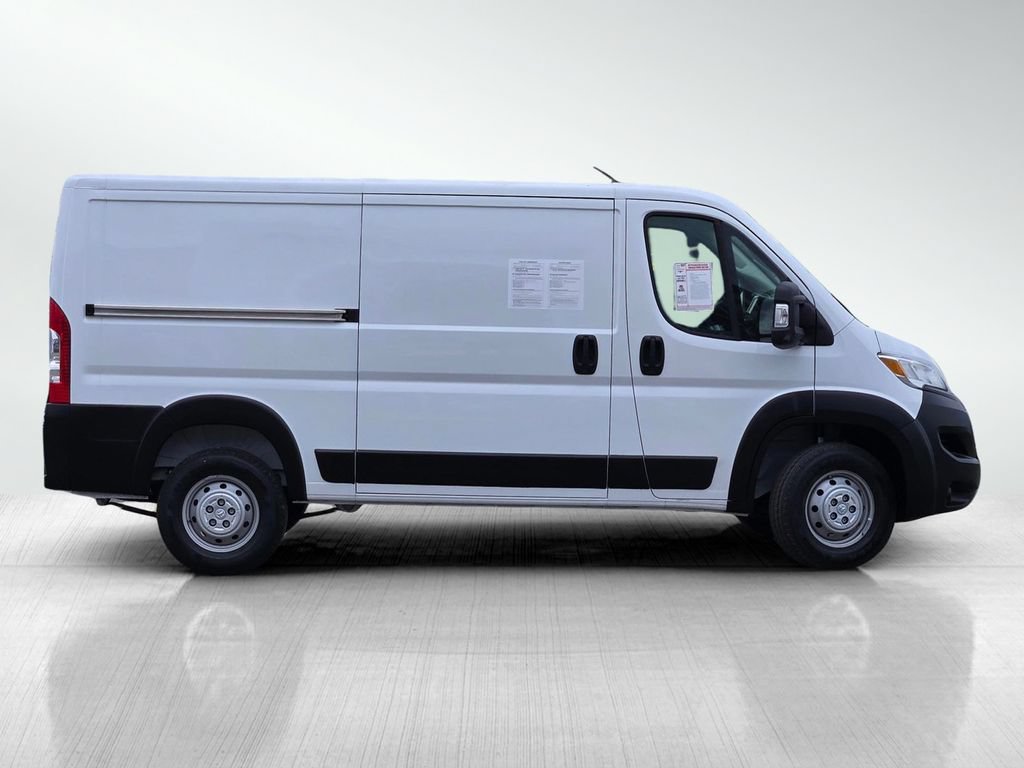 Used 2023 RAM ProMaster 2500 w/ Driver Convenience Group FWD image 3