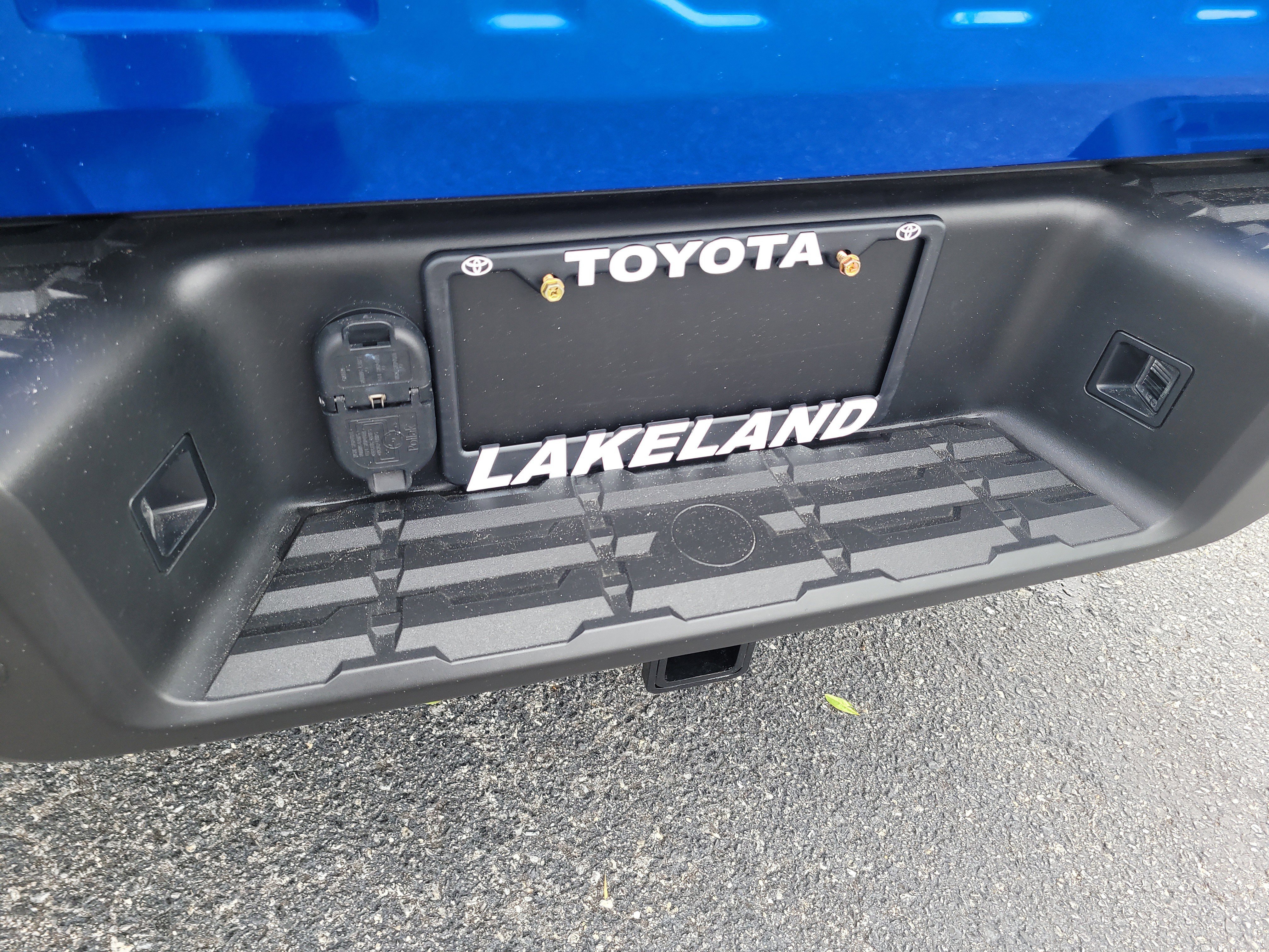 Used 2025 Nissan Frontier Pro-X w/ Tow Package image 11