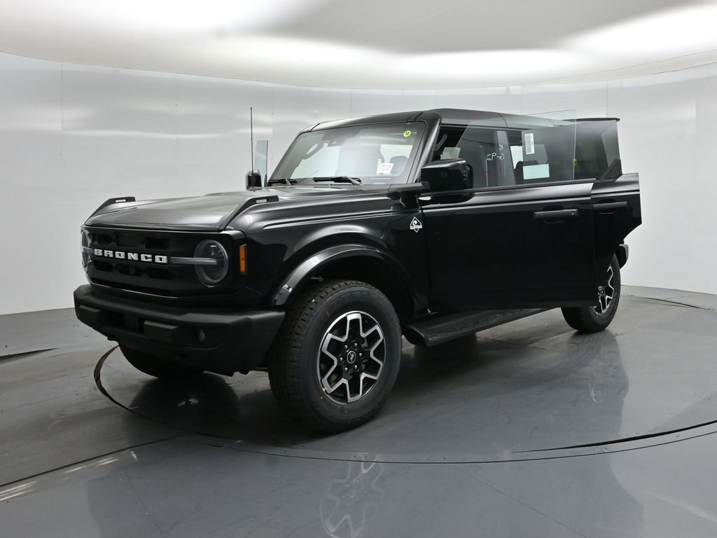 New 2026 Ford Bronco Outer Banks AWD/4WD image 28