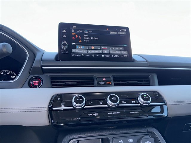 New 2025 Honda Pilot Touring image 24