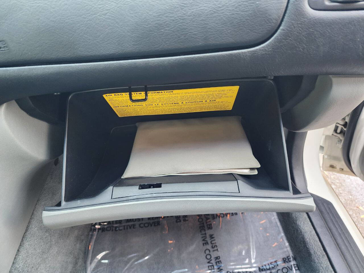 Used 2004 Mitsubishi Diamante LS image 40