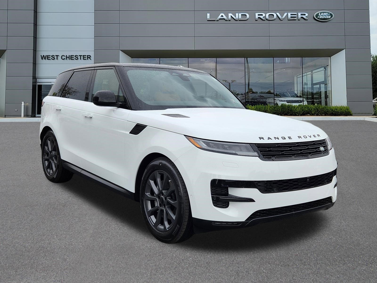 New 2026 Land Rover Range Rover Sport SE AWD/4WD image 2