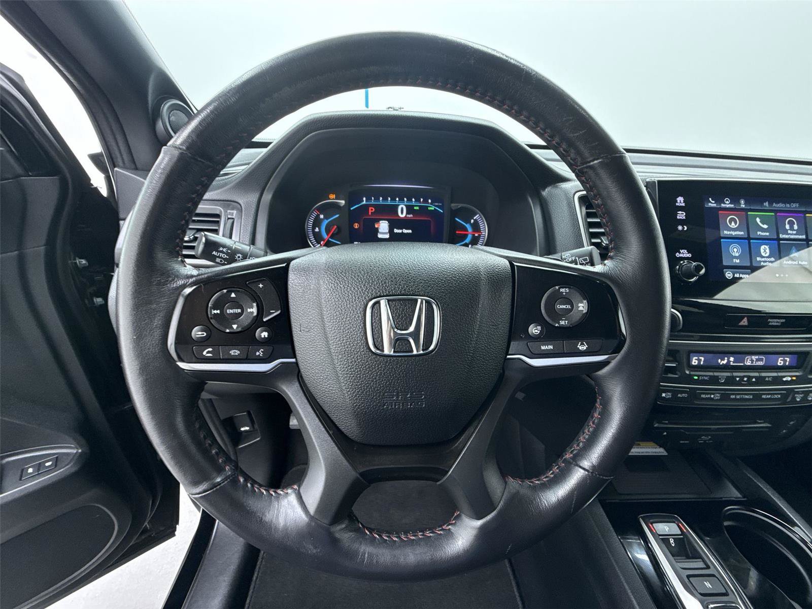 Used 2020 Honda Pilot Black Edition image 23