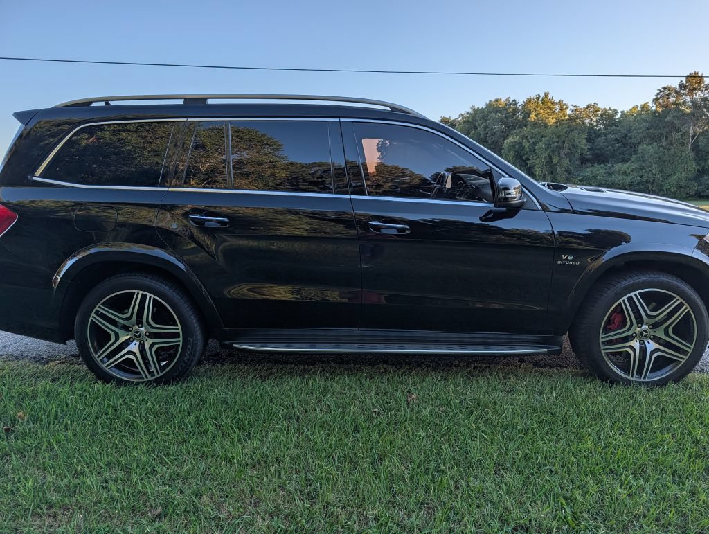 Used 2015 Mercedes-Benz GL 63 AMG 4MATIC image 6