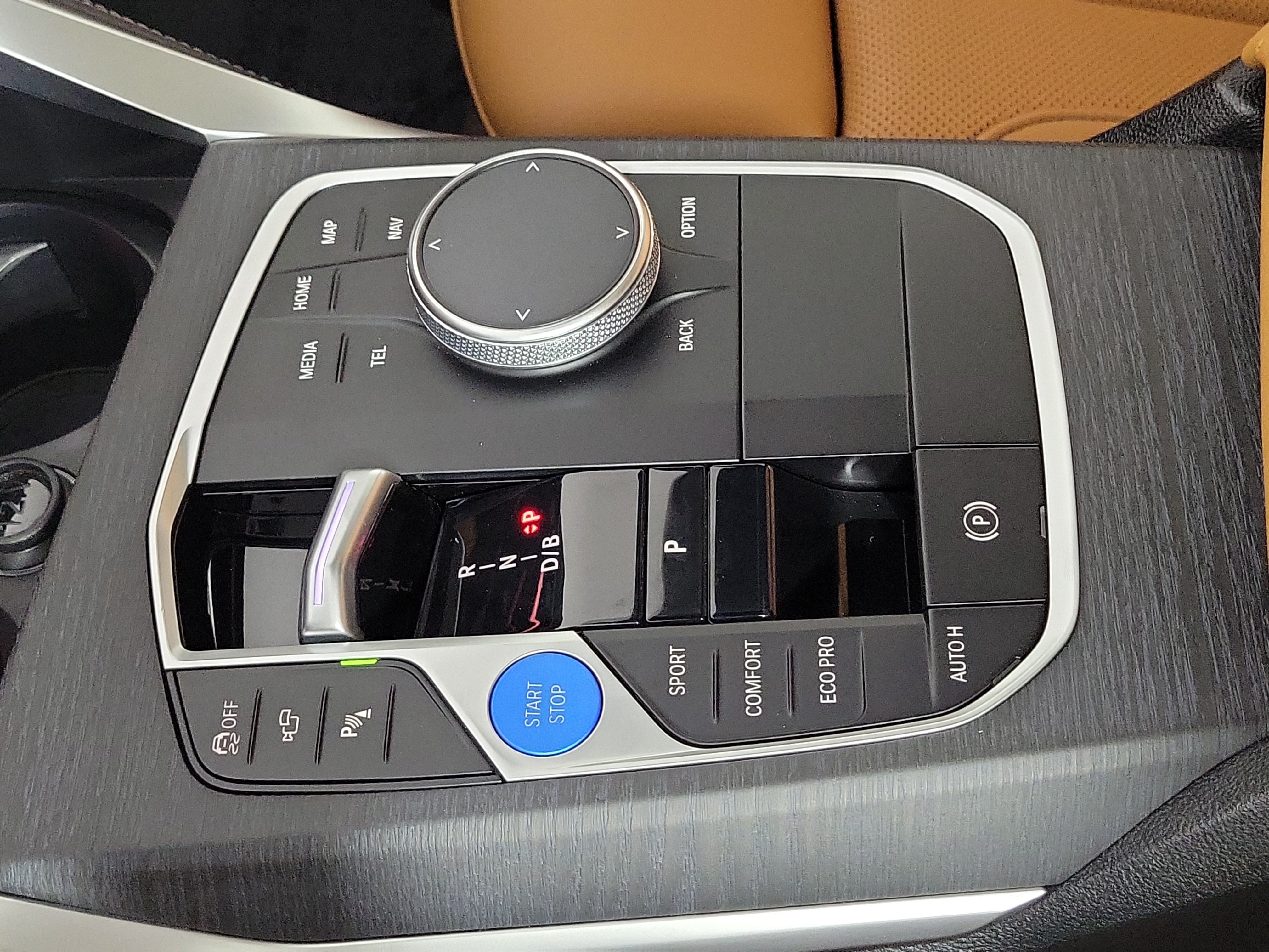 Certified 2025 BMW i4 xDrive40i w/ M Sport Package AWD/4WD image 22