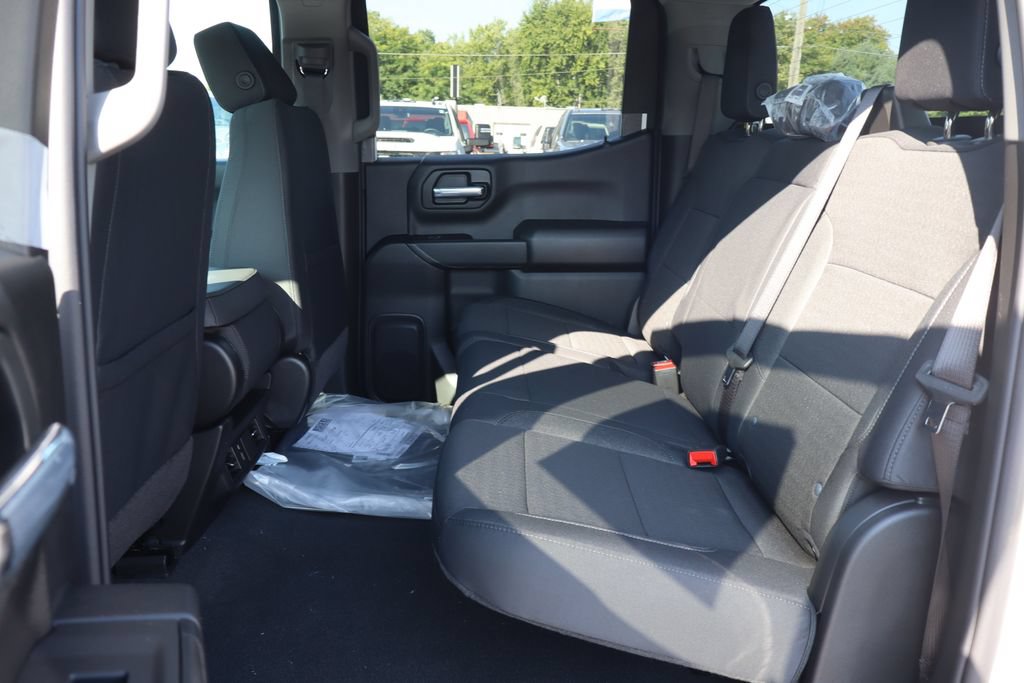 New 2026 Chevrolet Silverado 1500 Custom AWD/4WD image 17