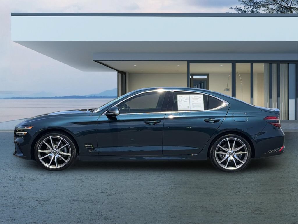 Used 2023 Genesis G70 2.0T RWD image 8