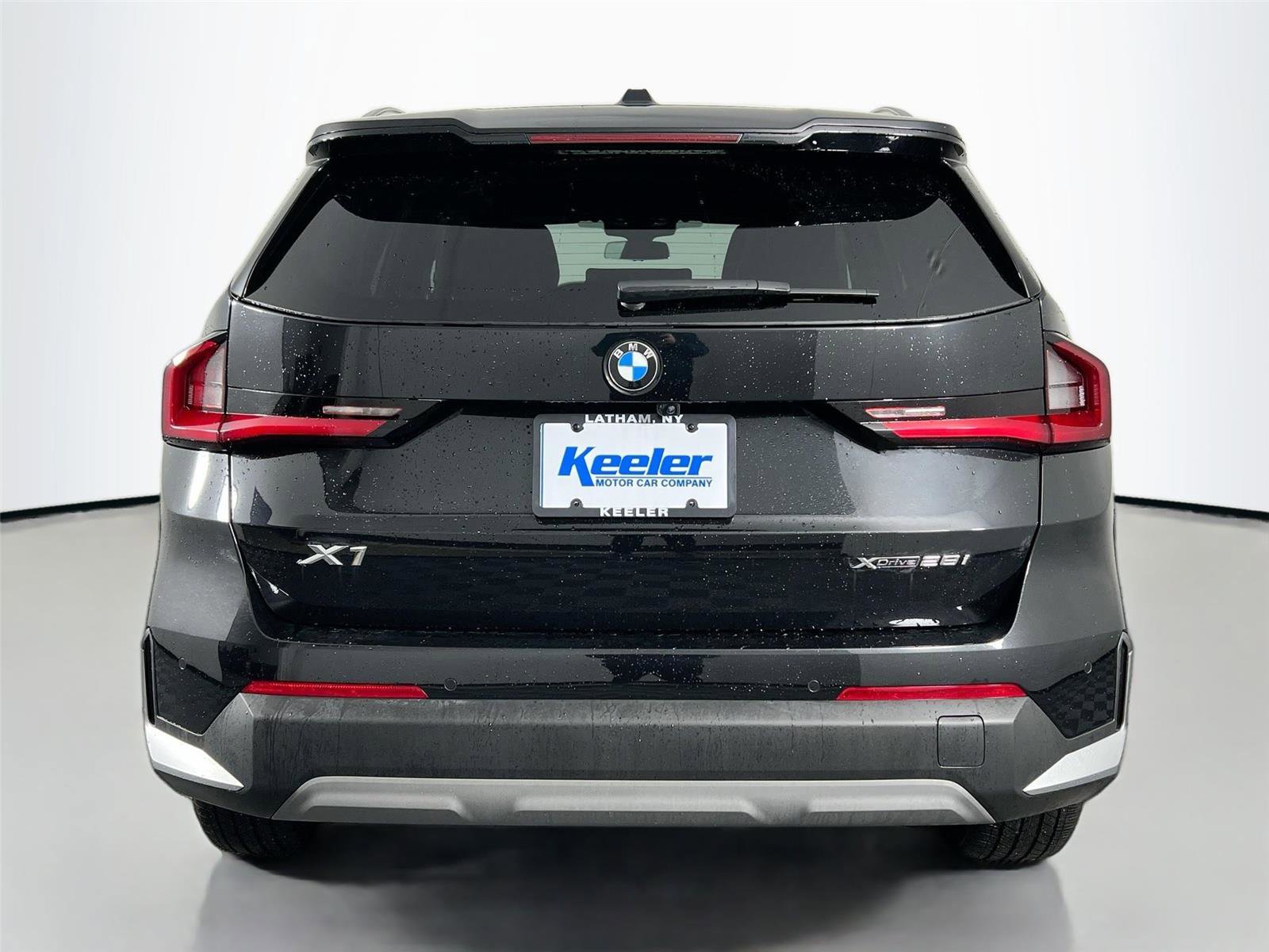 Used 2023 BMW X1 xDrive28i w/ Premium Package image 4