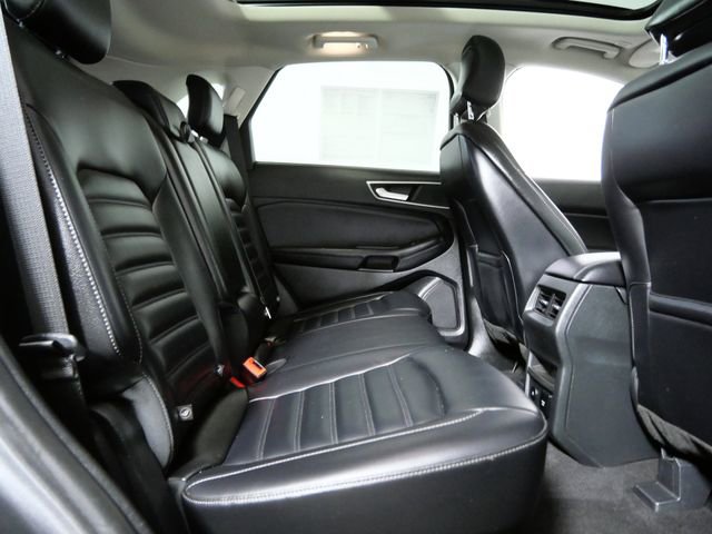 Certified 2024 Ford Edge SEL w/ Convenience Package AWD/4WD image 12
