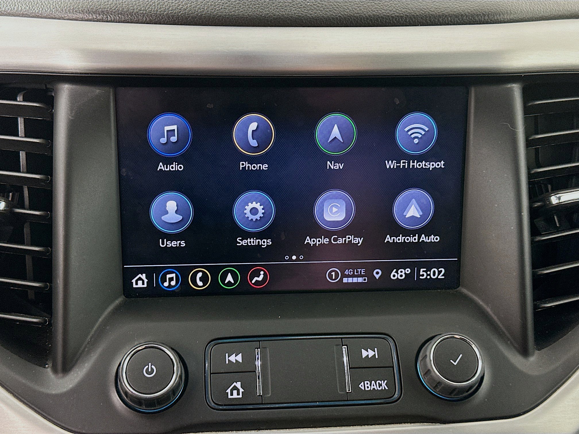 Used 2023 GMC Acadia SLT image 21