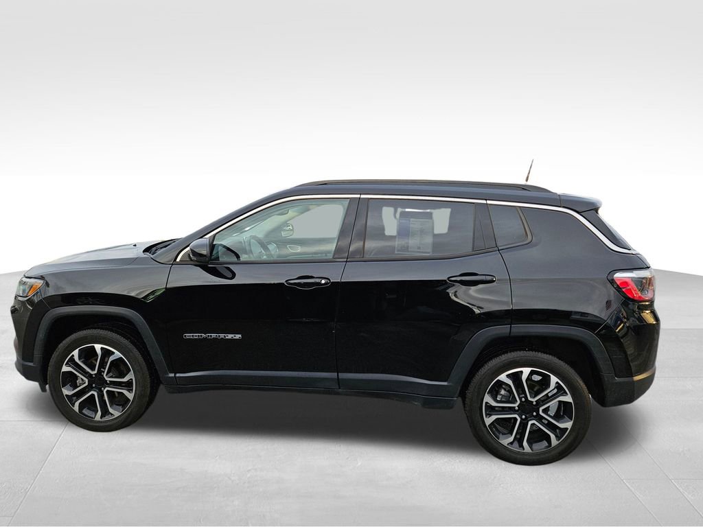 Used 2022 Jeep Compass Limited image 10
