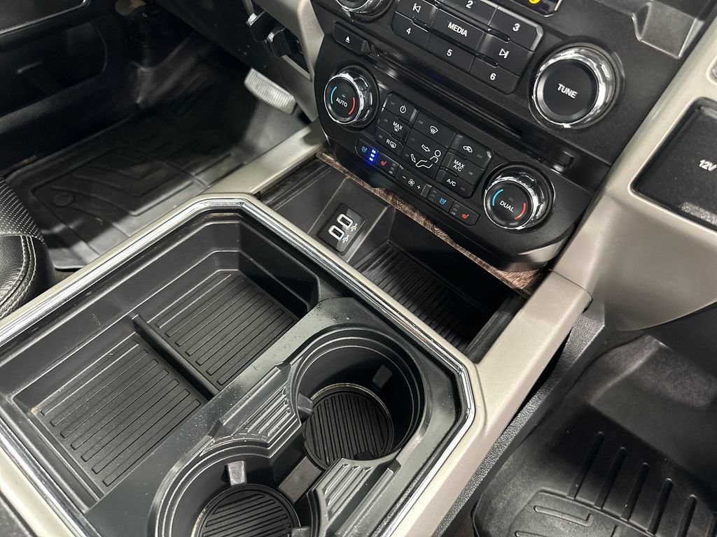 Used 2018 Ford F250 Lariat w/ Lariat Ultimate Package AWD/4WD image 21