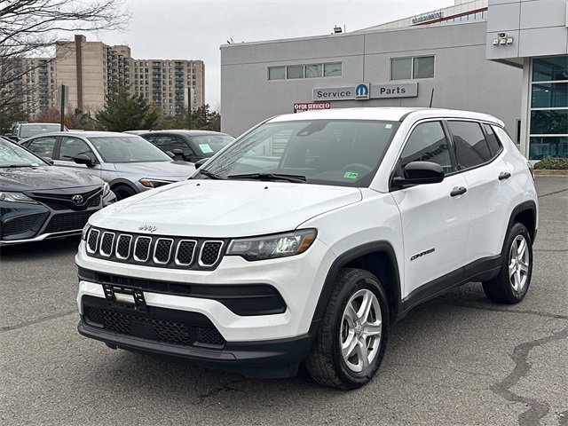 Certified 2023 Jeep Compass Sport image 5