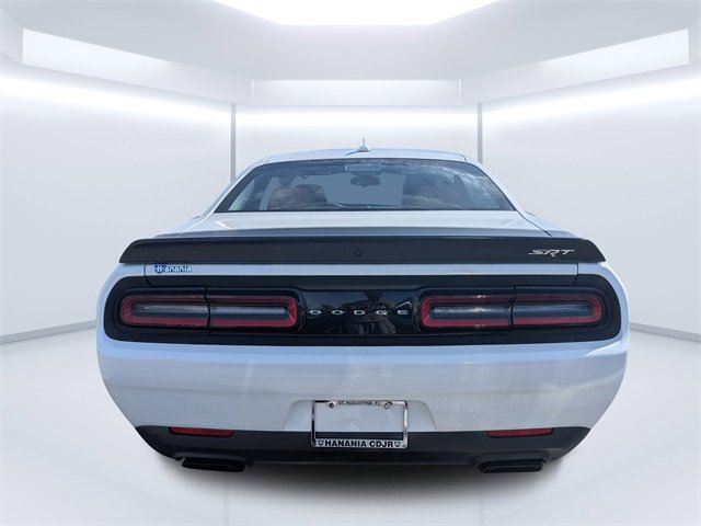 Used 2016 Dodge Challenger SRT Hellcat image 4