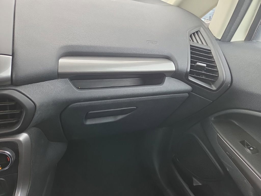 Used 2020 Ford EcoSport SES image 16