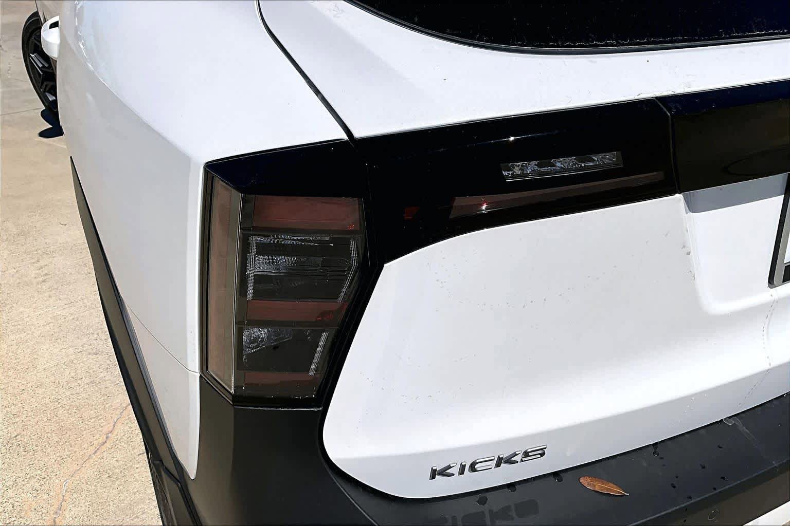 New 2026 Nissan Kicks SR w/ SR Premium Package image 11