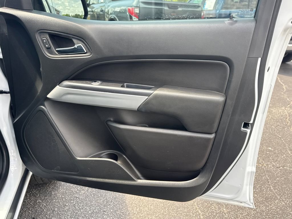 Used 2021 Chevrolet Colorado LT w/ Safety Package AWD/4WD image 15