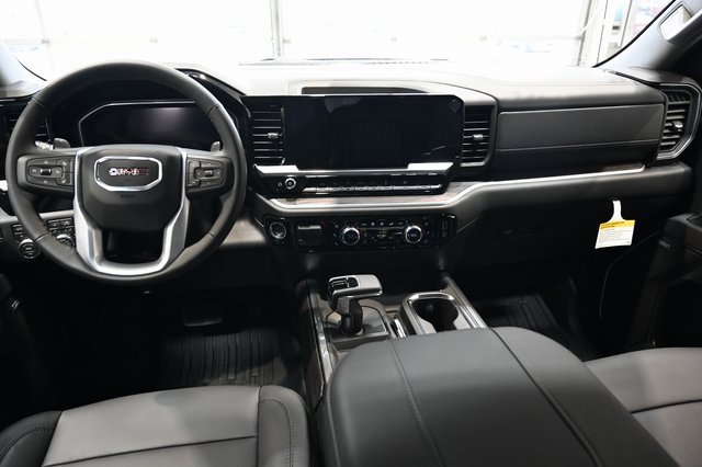 New 2026 GMC Sierra 1500 SLT w/ SLT Premium Plus Package image 15