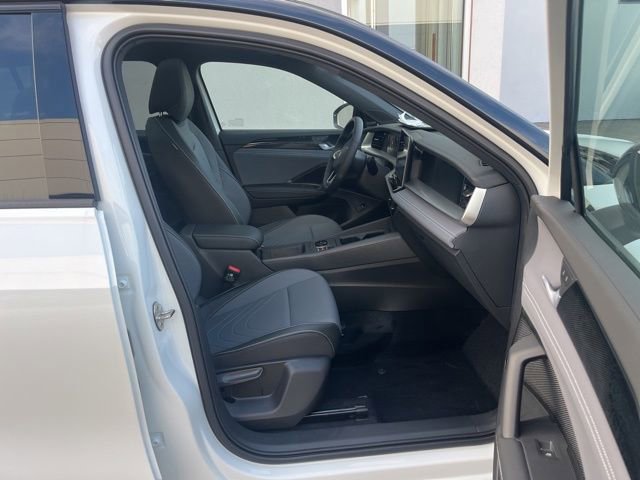 New 2026 Volkswagen Tiguan SE R-Line image 28