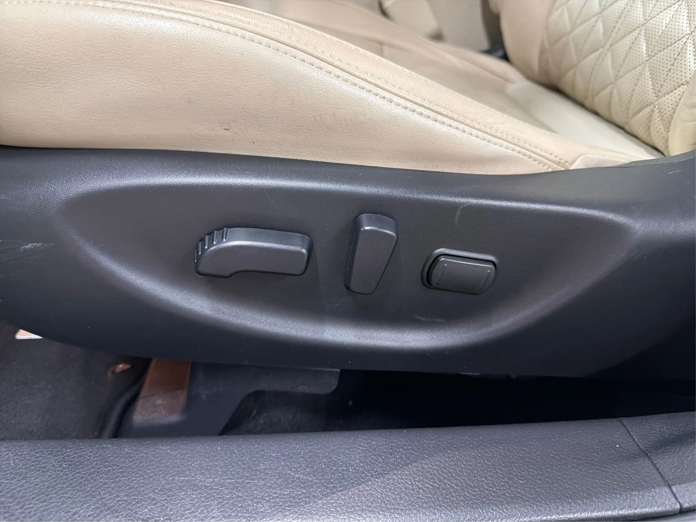 Used 2019 Nissan Maxima Platinum w/ Sport Mat Group image 39