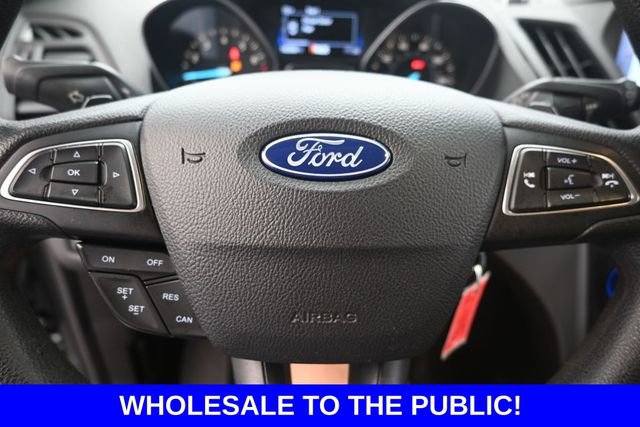 Used 2017 Ford Escape SE w/ Equipment Group 201A FWD image 9