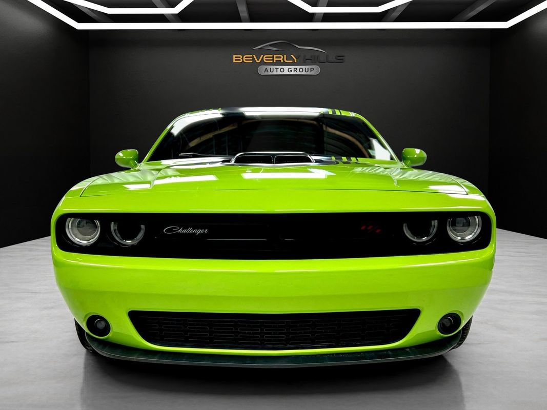 Used 2015 Dodge Challenger R/T Plus RWD image 8