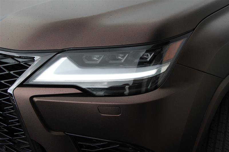 Used 2024 Lexus LX 600 F Sport image 36