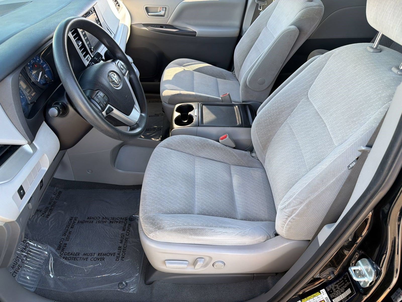 Used 2020 Toyota Sienna LE AWD/4WD image 5