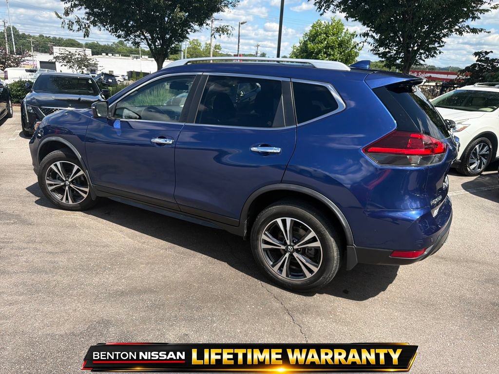 Used 2020 Nissan Rogue SV w/ Premium Package AWD/4WD image 6
