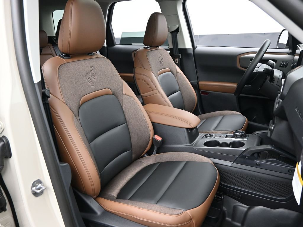 New 2025 Ford Bronco Sport Outer Banks w/ Sasquatch Outer Banks Package image 31