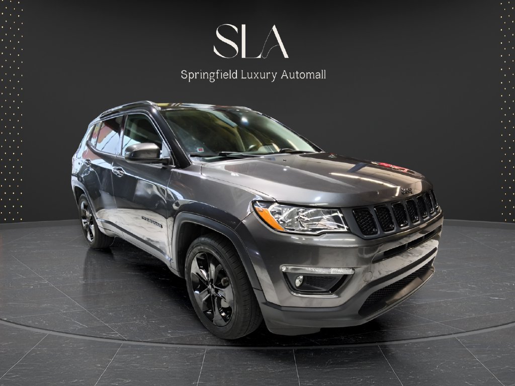 Used 2020 Jeep Compass Latitude FWD image 1