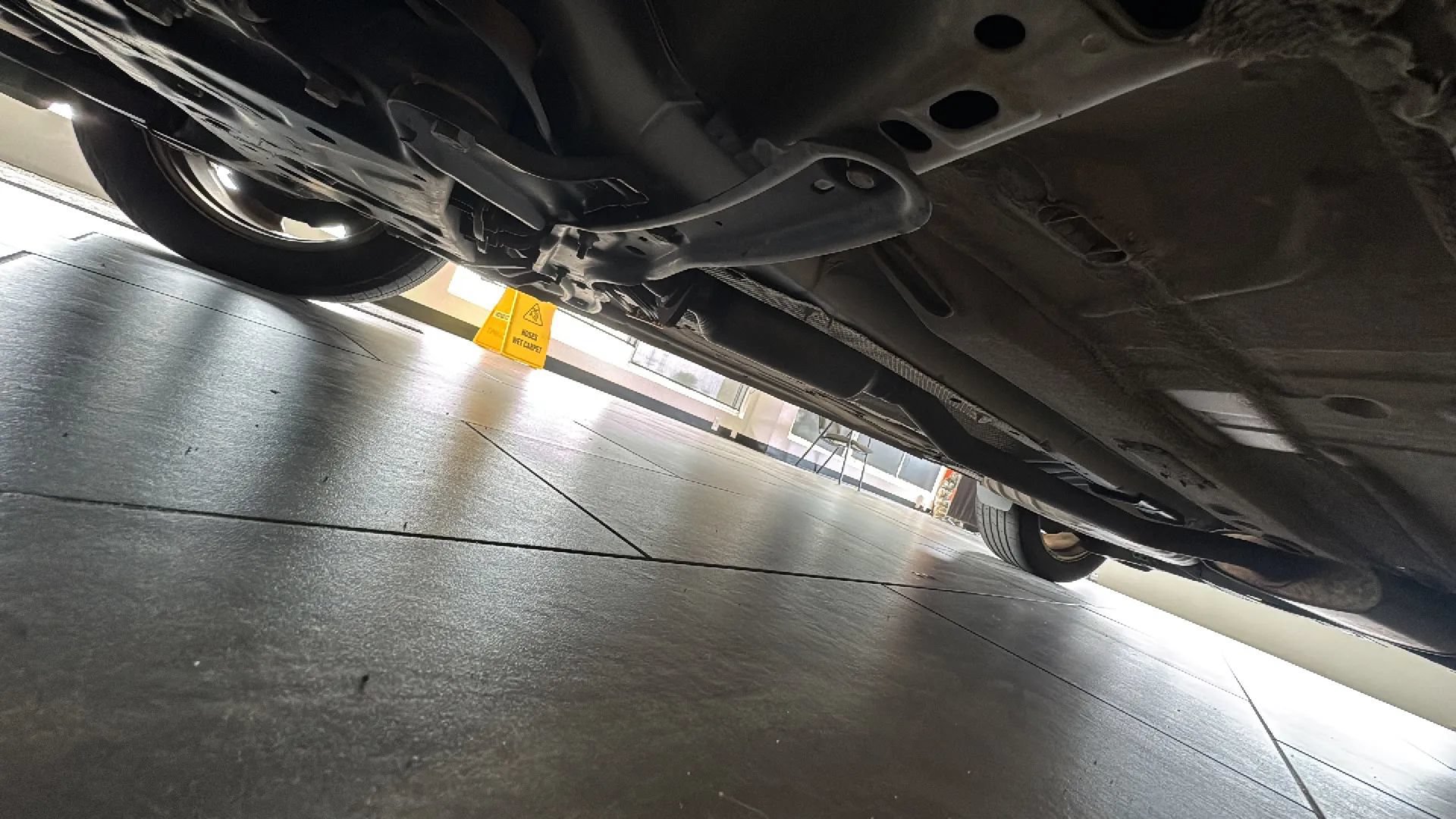 Used 2015 Ford Escape SE FWD image 39
