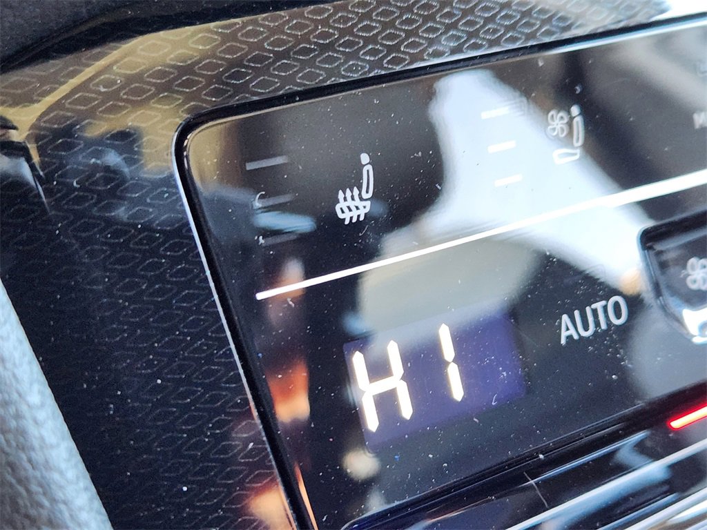 New 2026 Volkswagen Taos SEL image 14