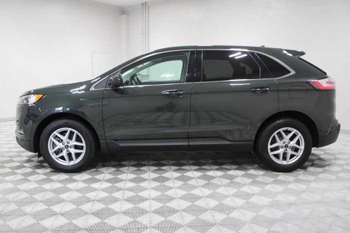 Used 2024 Ford Edge SEL w/ Convenience Package AWD/4WD image 8