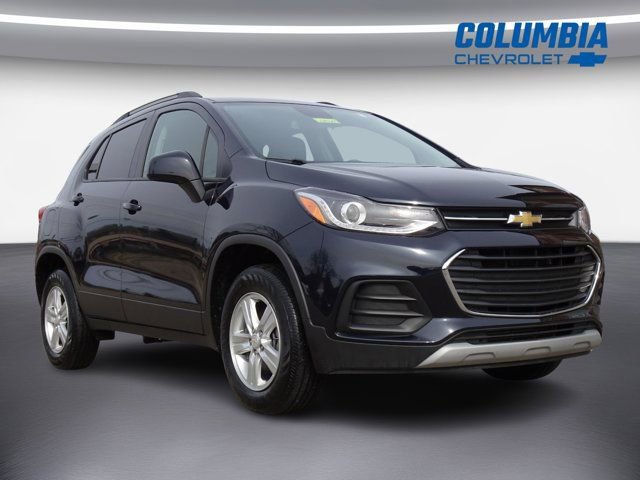 Certified 2022 Chevrolet Trax LT w/ LT Convenience Package image 1