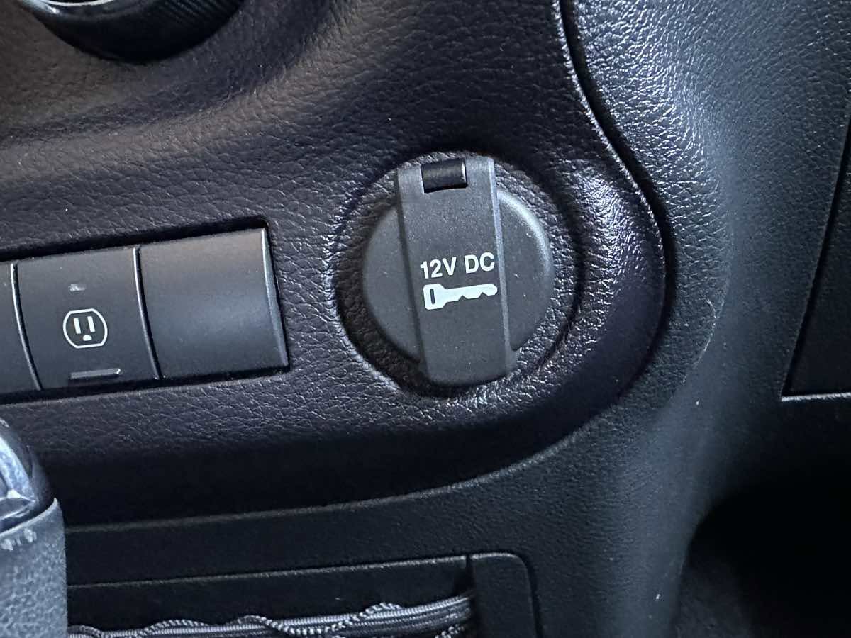 Used 2016 Jeep Wrangler Unlimited Sahara w/ Connectivity Group image 61