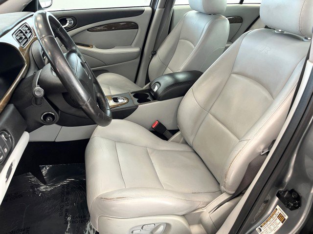 Used 2005 Jaguar S-TYPE R image 10