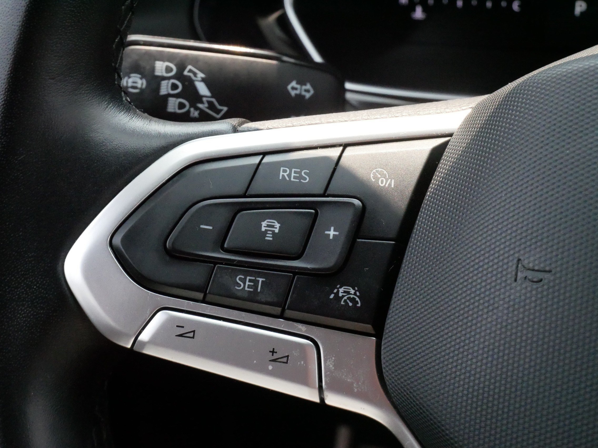 Certified 2024 Volkswagen Jetta Sport FWD image 26