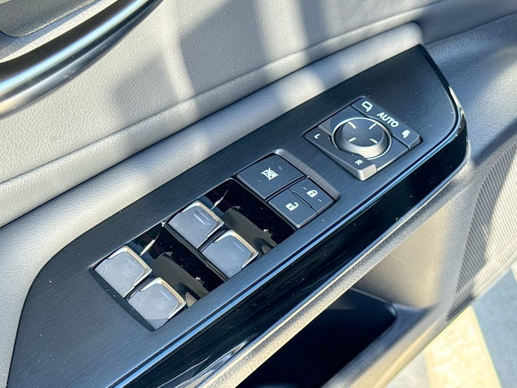 New 2025 Lexus ES 350 image 19