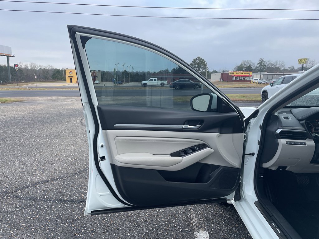 Certified 2023 Nissan Altima 2.5 SL image 8