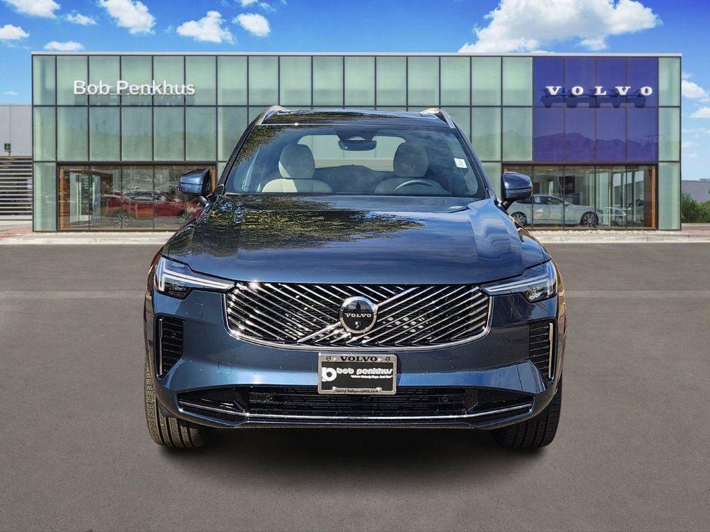New 2026 Volvo XC90 B6 Plus w/ Protection Package Premier image 24