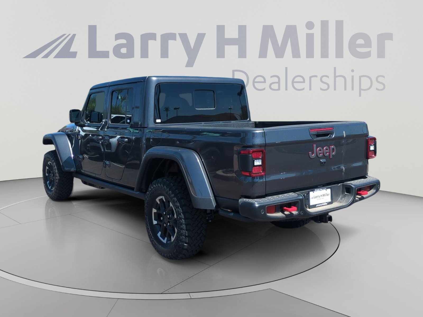 New 2026 Jeep Gladiator Rubicon w/ Capability Package AWD/4WD image 3