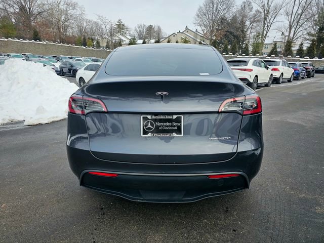 Used 2023 Tesla Model Y Long Range image 9