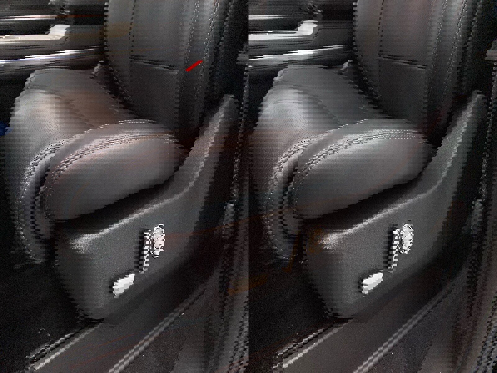 New 2026 Lincoln Navigator Reserve w/ Jet Appearance Package image 20