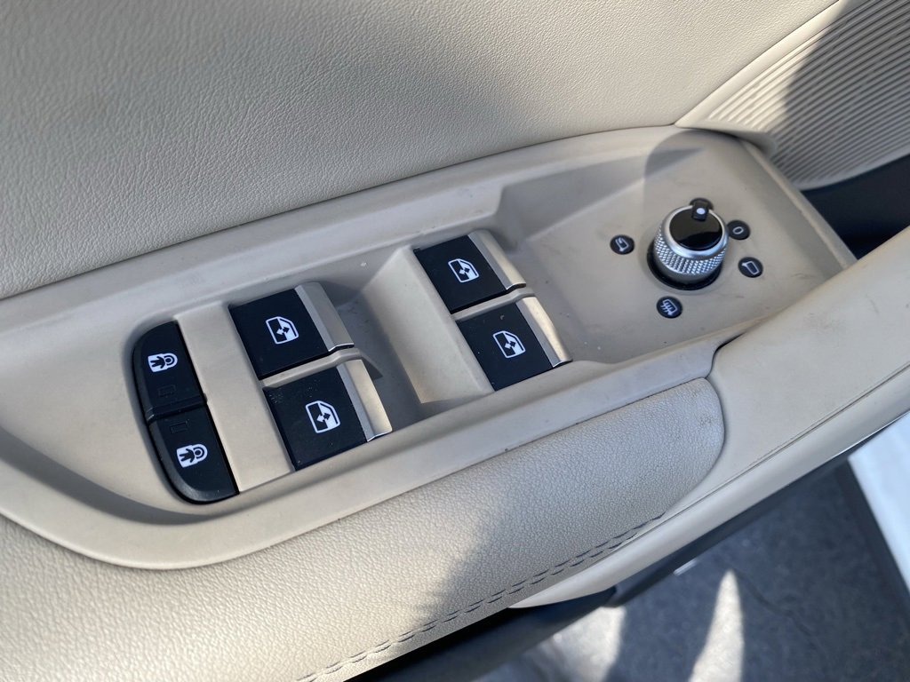 Used 2024 Audi Q5 2.0T Premium Plus image 13